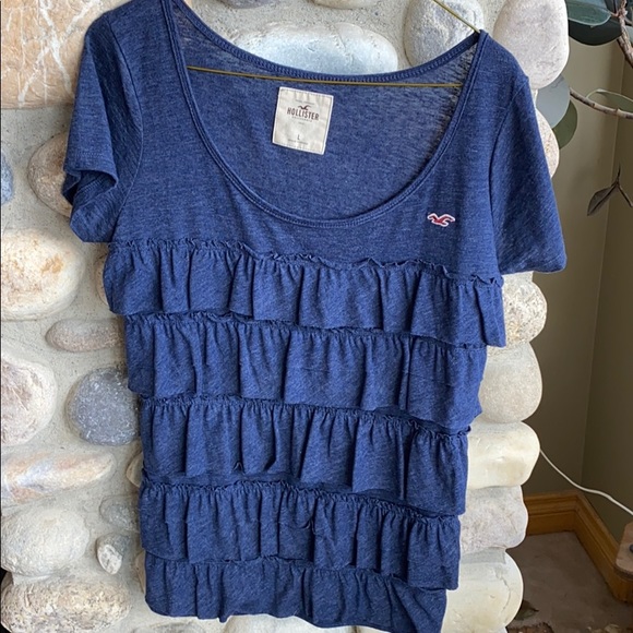 HOLLISTER ruffled T-shirt